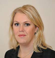 Socialminister lena hallengren (s) har fått bröstcancer. Lena Hallengren Wikipedia