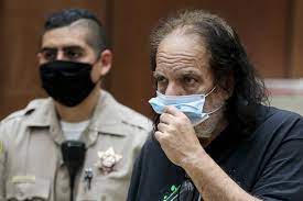 Pornostar Ron Jeremy wegen Vergewaltigung angeklagt