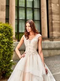 Ich weiß, wie viel hochzeitskleid für braut bedeutet. Brautmode
