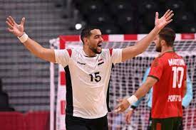 منتخب مصر لكرة القدم ينتزع نقطة ثمينة بالتعادل من منتخب إسبانيا دون أهداف في مستهل منافسات كرة القدم، والسعودية لحظات أولمبية شغلت مستخدمي مواقع التواصل العرب من أبرزها: Nwz6souid1iotm