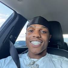 Raigan Davis's Instagram, Twitter & Facebook