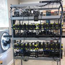 Built across two warehouses, the racks of constantly running mining rigs combine to provide a petahash of processing power, at the expense of 1.4 megawatts of electricity, devoted to solving the increasingly complex algorithm that generates bitcoins. Dallas Fort Worth Crypto Mining Calling Dfw Miners The Geek Pub