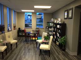 She lives on a farm with 4 horses, 38 chickens, 4 cats and her blue healer sadie. 4 Paws 24 Hour Veterinary Hospital 6410 Lady Hammond Road Halifax Reviews And Appointments Topvet