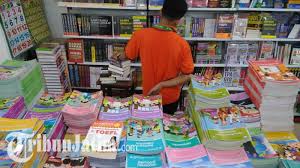 Terdapat 84 kerja kosong di kajang malaysia lihat kerja yang anda inginkan sekarang : Tak Hanya Kampung Ilmu Surabaya Stok Buku Paket Sd Dari Diknas Juga Kosong Di Toko Buku Ini Tribun Jatim