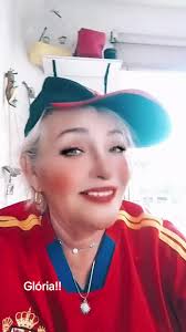 Os vídeos de Silvia Teixeira Rodrigues (@vovoloira) com som original