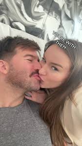 Anna Lanter (@annalanter)