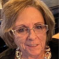 Vicki Pfeffer's Instagram, Twitter & Facebook