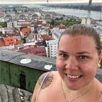 Erika Rutledge's Instagram, Twitter & Facebook