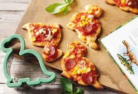 Pizzakekse Mit Salami Einfach Gut Essen Rezeptideen Fur Jeden Tag Rezept Essen Kindergeburtstag Essen Abendbrot Kinderparty Essen
