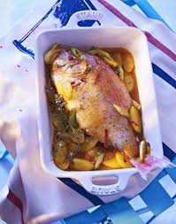 Daurade En Cocotte A L Espagnole Recette Recettes De Cuisine Cuisine Poisson Recette Poisson
