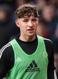 Master 20-21 Issue 2.indd