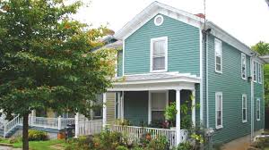 Daniel's hill is a clearly defined linear district with cabell street, a heavily used traffic route, as the primary spine along the top of the ridge. College Hill Homes Community Housing Partners