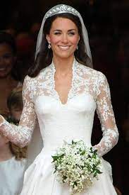 How Much Did Kate Middleton S Wedding Dress Cost The Duchess Of Cambridge S Alexander Mcqueen Gown Makes History As It Enters List Of Most Expensive Dresses Ev Kate Middleton Wedding Kate Middleton