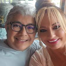 I love this woman more than anything..we are getting close to the 3 year  mark 🌸🩷🎉💖🎊