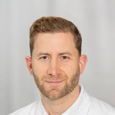 Alex Peric's Instagram, Twitter & Facebook