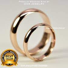 Jual wanita cincin kawin / tunangan sterling silver 925 full persegi hias dengan harga 84500 idr hanya di tokopedia. Jual Cincin Rose Gold Cincin Kawin Perak Polos Cincin Kawin Perak Rose Gold Kab Bandung Diva Jewelry Indonesia Tokopedia