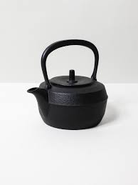 Iwachu Cast Iron Tea Kettle Modern Kettles Tea Kettle Kettle