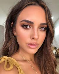 Leanne Waters (leannew21)