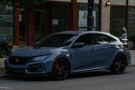 Carbon fibre front splitter, grille, bonnet, side skirts, fuel filler cap, boot lid and spoiler; If You Re Not Ok With These 3 Things The 2020 Honda Civic Type R Isn T For You