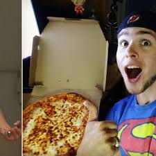 Pasó un año comiendo una pizza por día: los sorprendentes cambios que  sufrió