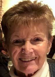 Rebecca Edinger's Instagram, Twitter & Facebook