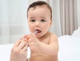 Kalau tempat yang degil tu letak banyak sikit ubat gigi. Panduan Betul Beli Ubat Demam Untuk Anak Awas Terlebih Suap Rosakkan Hati Mingguan Wanita