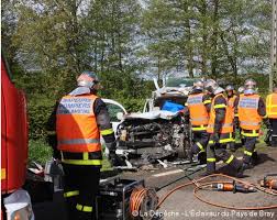 Un parcours fait en grande partie de chemins en lisière de bois qui sillonnent à proximité d'habitations un peu perdues. Accident Dans Le Pays De Caux Deux Morts Un Blesse Grave 76actu