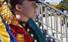 Naomi Walling's Instagram, Twitter & Facebook