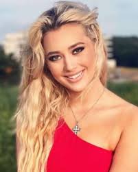 Miss Scotland 2024 is Amy Scott