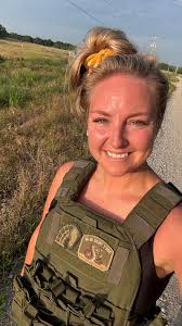 Brittney Nichole Bishop (@thebrittneybishop) • Instagram photos and videos