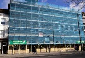 Ainsi, le prix de pose d'un placo ne sera pas le même que le coût d'aménagement de combles ou de leur isolation. Prix Indicatif D Un Enduit De Facade Guide Prix Com