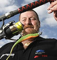 Plastic bait even turns the women