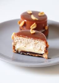 Tartelettes Cacahuetes Vanille Caramel Chocolat Recette Olivia Patisse En 2020 Recette De Tartelette Recette Dessert Gourmand