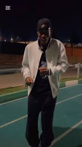 And my brother @intwari_fred comes with some moves🕺🔥🔥😊, #Yumwaminifu  #videochallenge