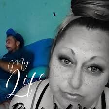 Vegas locals discourage tourists from moving