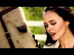 Shaila Durcal Convenceme Please No Me Digas Q Me Quieres Q Por Este Amor T Mueres Q Hasta El Ciel Musica Para Recordar Shaila Durcal Trailer Peliculas