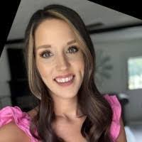 Kayla Delaney's Instagram, Twitter & Facebook