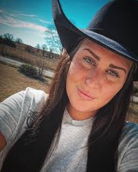 Danielle Hamm (@dannihamm) • Instagram photos and videos