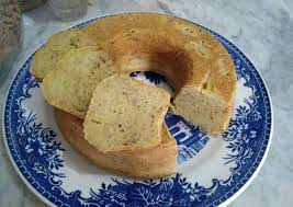 Perbedaan kandungan kimia antara baking soda dan baking powder ini kemudian mempengaruhi spesifikasi penggunaan kedua bahan pengembang tersebut terhadap kue yang. Resep Bolu Pisang Tanpa Sp Dan Baking Soda Powder Gampang Banget Resep Masakanku