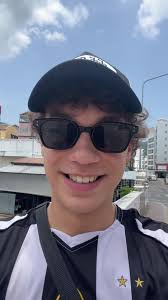 First Day in Thailand: A Cultural Shock Journey