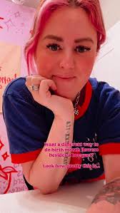 Loved doing this piece for @avery.keel his talented girl took a photo of  this feather and we brought it to life