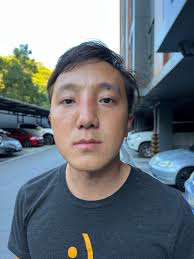 A bee stung me RIGHT ON THE NOSE BRIDGE in Thailand while I was riding all  around Chiang Mai searching for Hmong antiques! BUT it is all worth it to  start Gaur