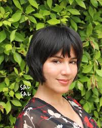 Short hairstyles women round face. 28 Most Flattering Short Hairstyles For Round Faces