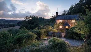 Idyllic Holiday Cottages To Rent For A Uk Break In 2020 Cornwall Cottages Holiday Cottages To Rent Holiday Cottage