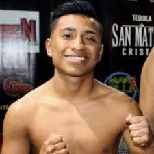 Arcadio Salazar's Instagram, Twitter & Facebook