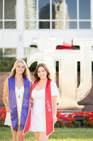 Just a small town girl who has been blessed with the chance to live in a…