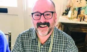 Simply Elegant: Edith Schmidt's clothing designs are lovely, lyrical