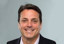 Byron Hanson's Instagram, Twitter & Facebook