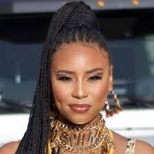 Shanice Ross's Instagram, Twitter & Facebook