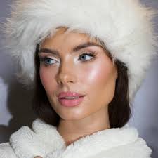 Too many good frosty shots… so I posted them all 😌❄️✨ Key products I ...